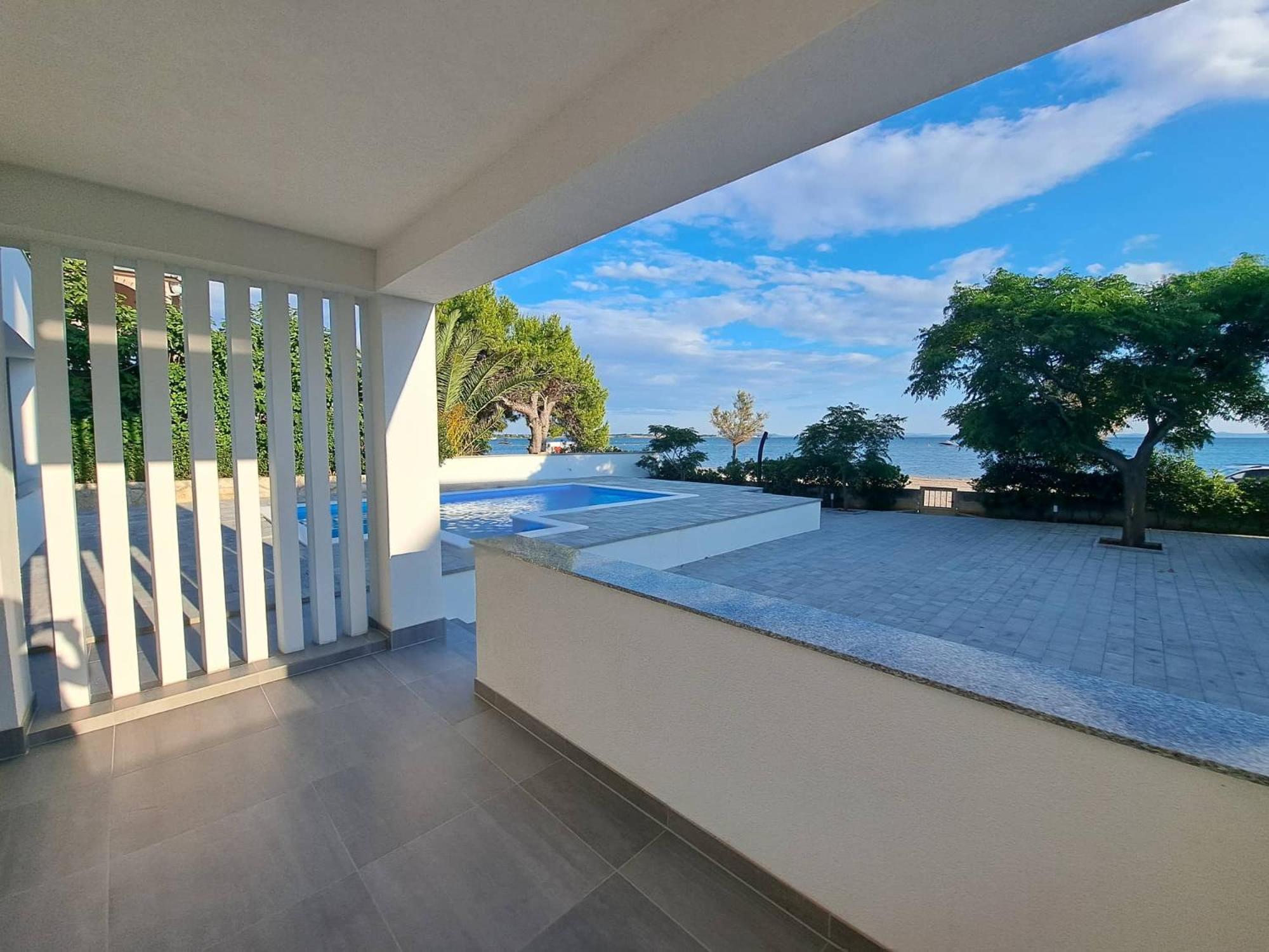 Villa Leptiric Vir Exteriör bild